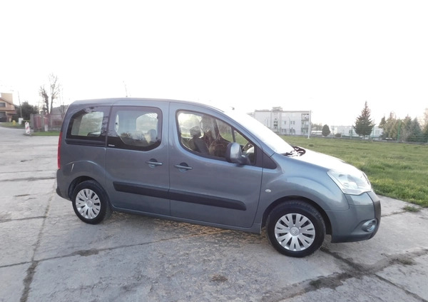 Citroen Berlingo cena 24900 przebieg: 220000, rok produkcji 2009 z Jarosław małe 379